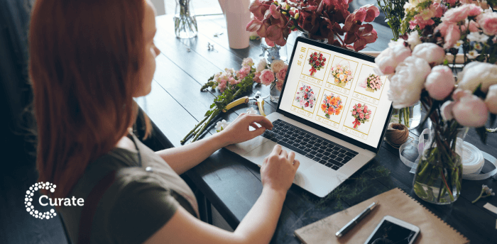 woman working on her online flower shop